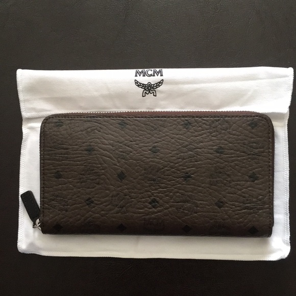 MCM Handbags - 🦋MCM Visetos Wallet🦋